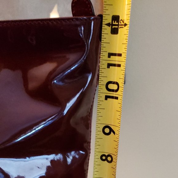 Beautiful!! Salvatore Ferragamo/ Burgundy Patent Leather "Gina" Tote Handbag - Picture 14 of 16